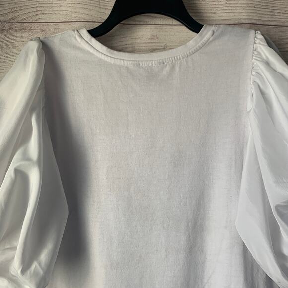 More Love & Lace White Blouse with Paris Graphic Flowers Puff Sleeves Size Large - Picture 14 of 15